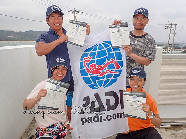沖縄 PADIインストラクター試験合格